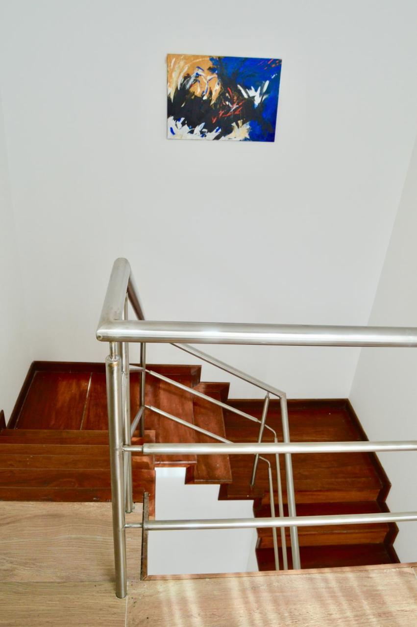Hotel 6 De Octubre Buenos Aires Dış mekan fotoğraf