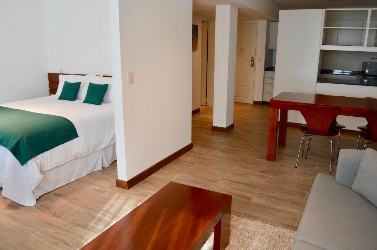 Hotel 6 De Octubre Buenos Aires Dış mekan fotoğraf